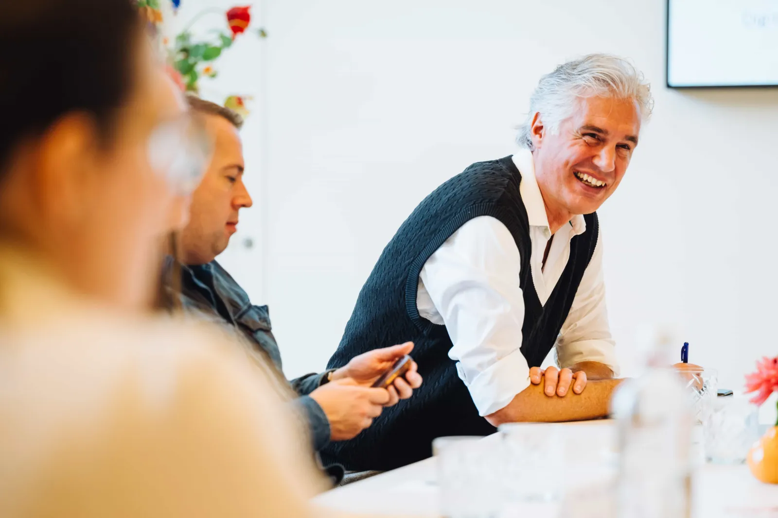 Mensen tijdens een workshop van DEN