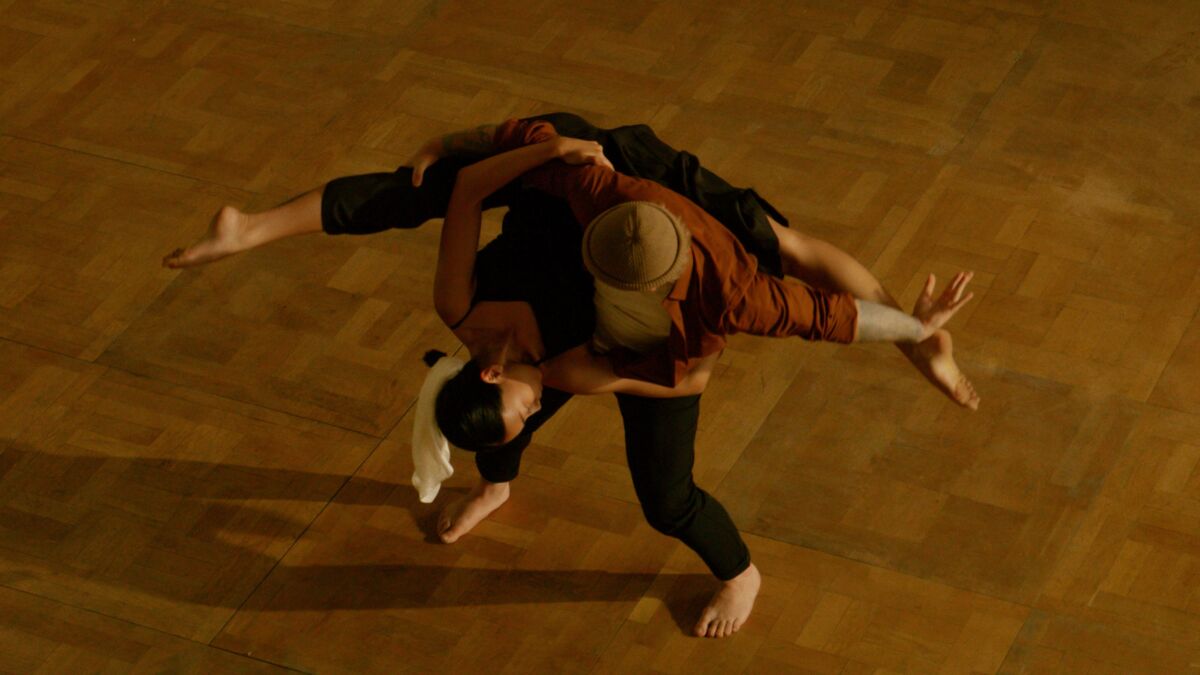 Modern dance cottonbro studio 10273356